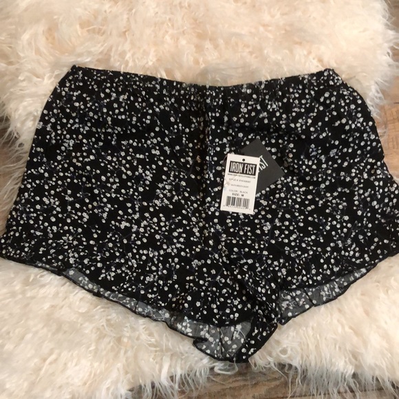 Iron Fist Death Breath Ruffled Shorts - Picture 3 of 7